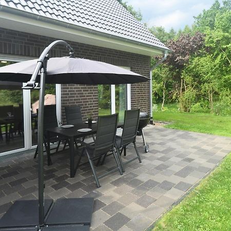 Ferienhaus Am Bienenzaun Wietzendorf Exteriör bild